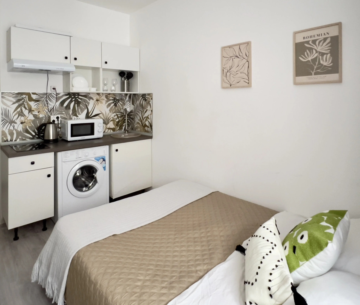 Апартаменты Happy People на Бульваре Зеленые Аллеи