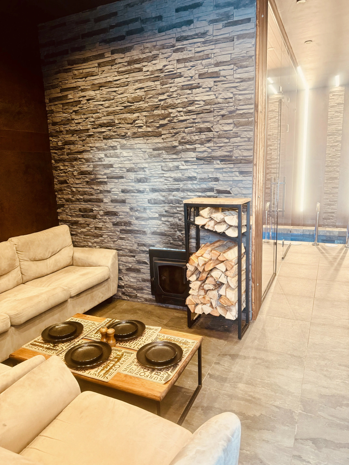 Коттеджи Река-Река