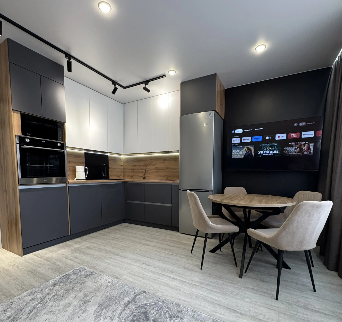 Апартаменты Современная Евродвушка возле Кардиоцентра