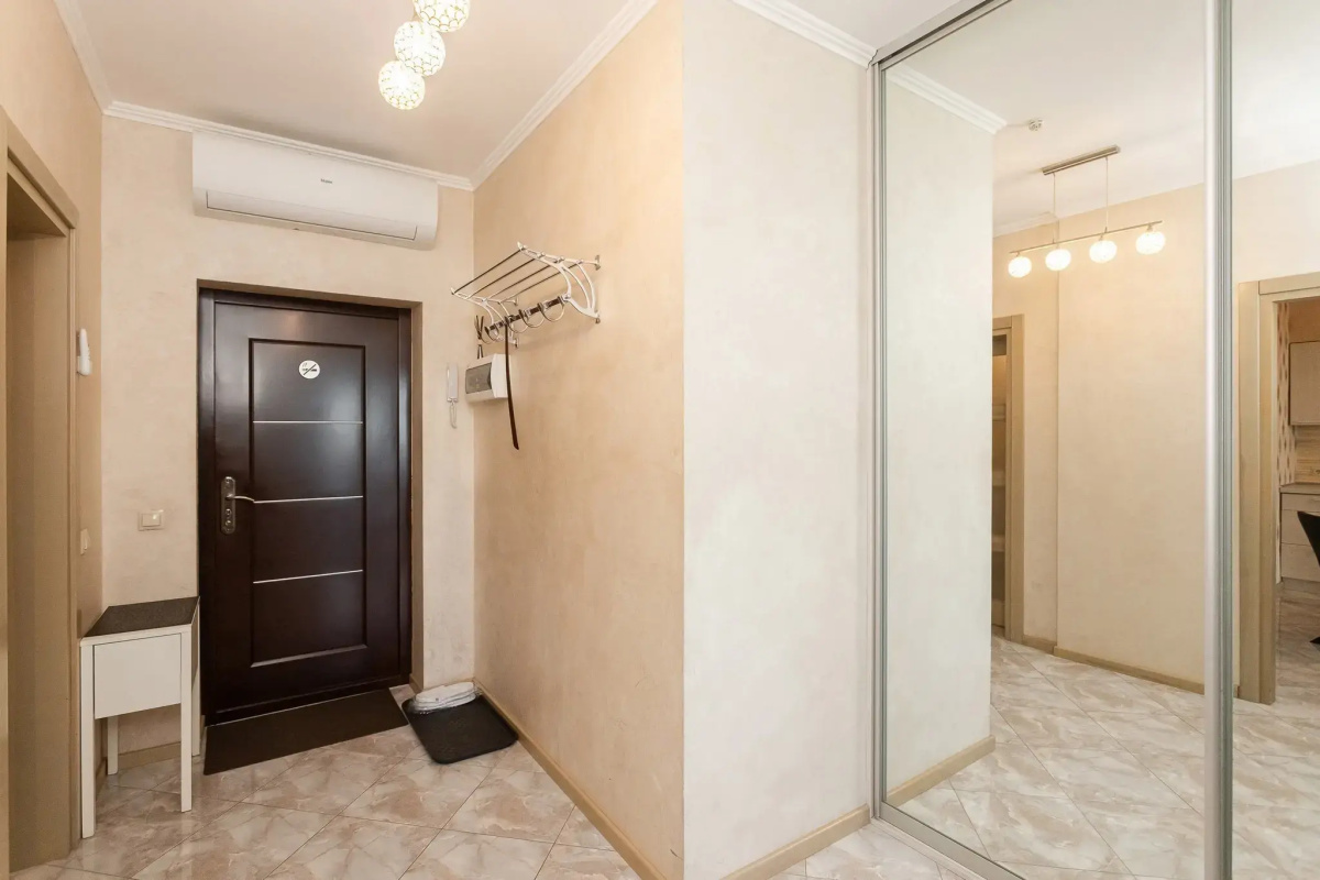 Апартаменты Crown39 - 1к №104: 57 м2, 15 этаж из 21