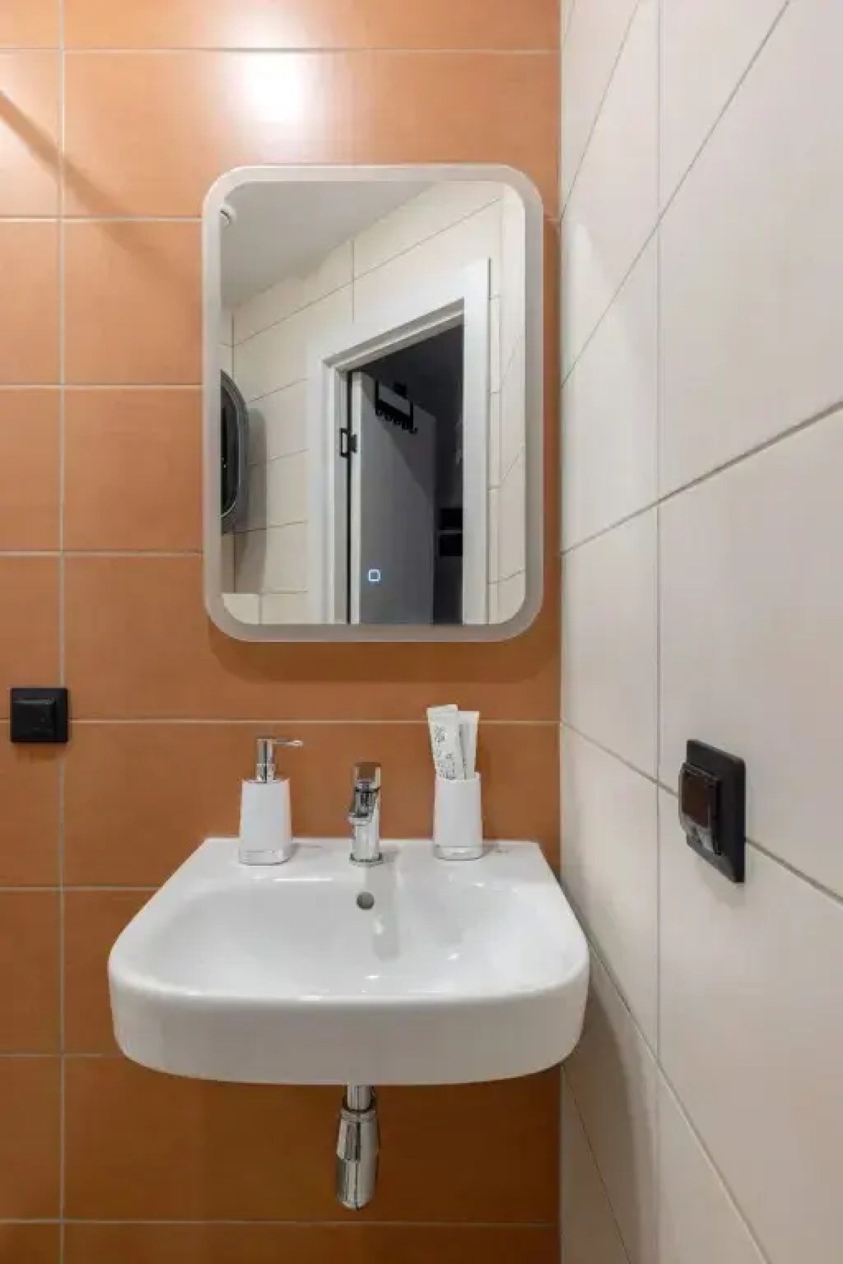 Комплекс апартаментов "izzzi life vibe"