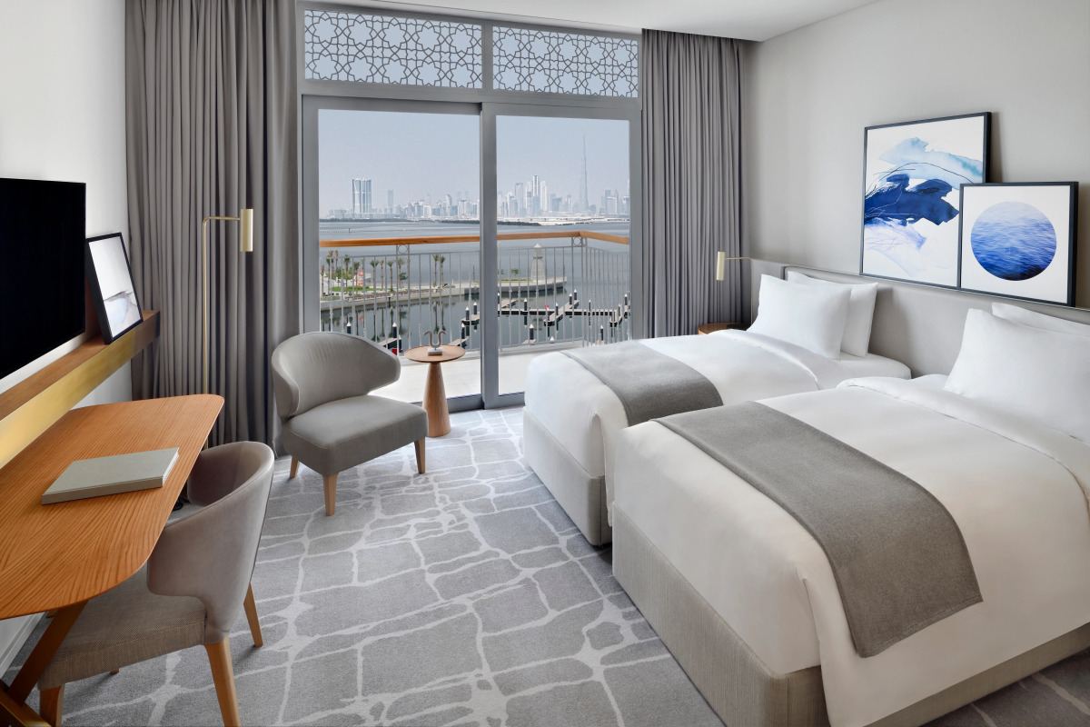 Отель Vida Creek Harbour