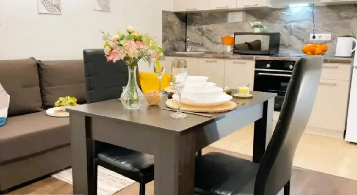 Бизнес-апартаменты  Lora Home на Нагорной