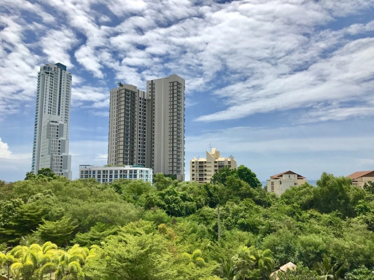 Апартаменты R-Con Wongamat