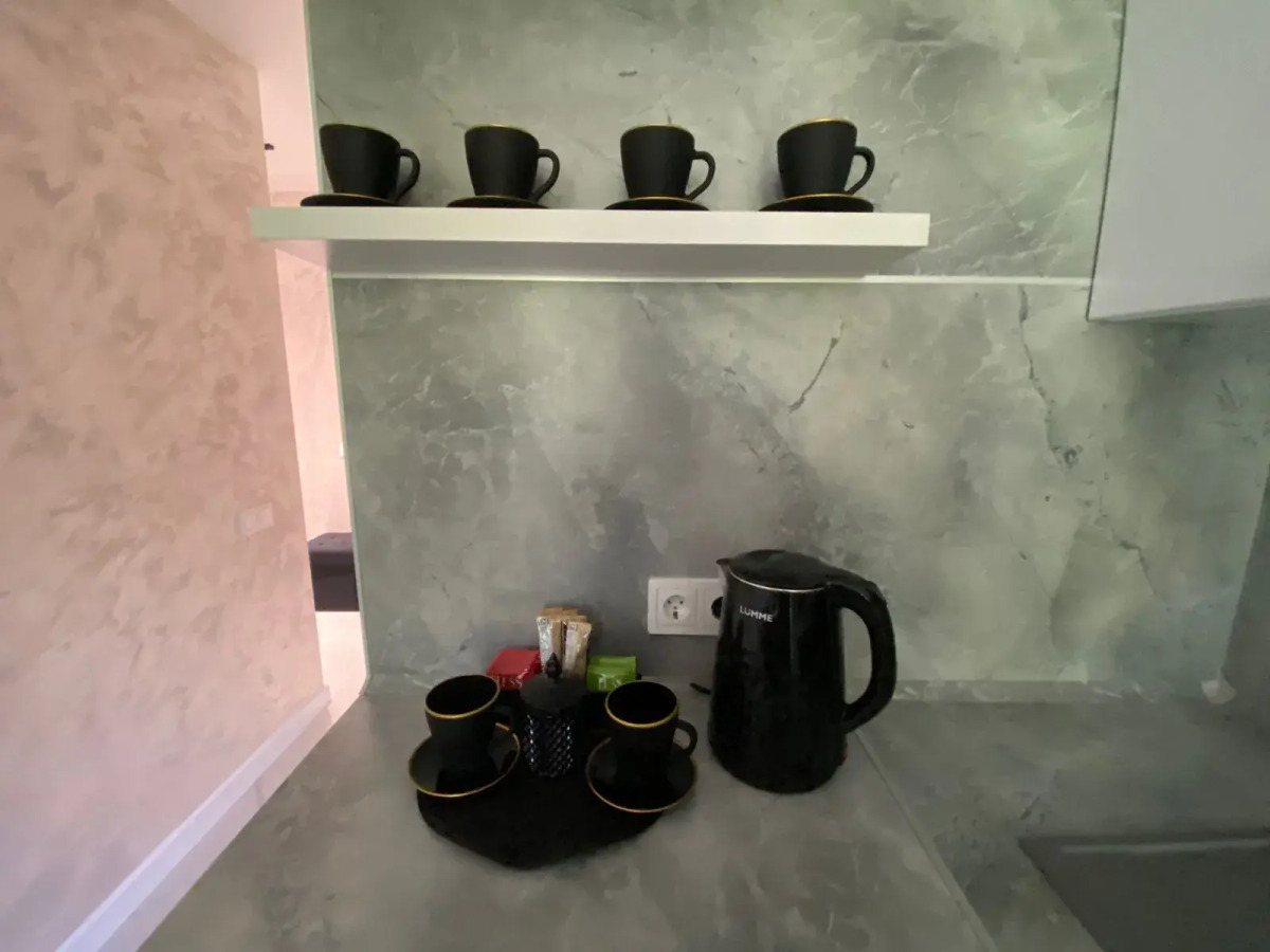 Квартира с замиакулькасами