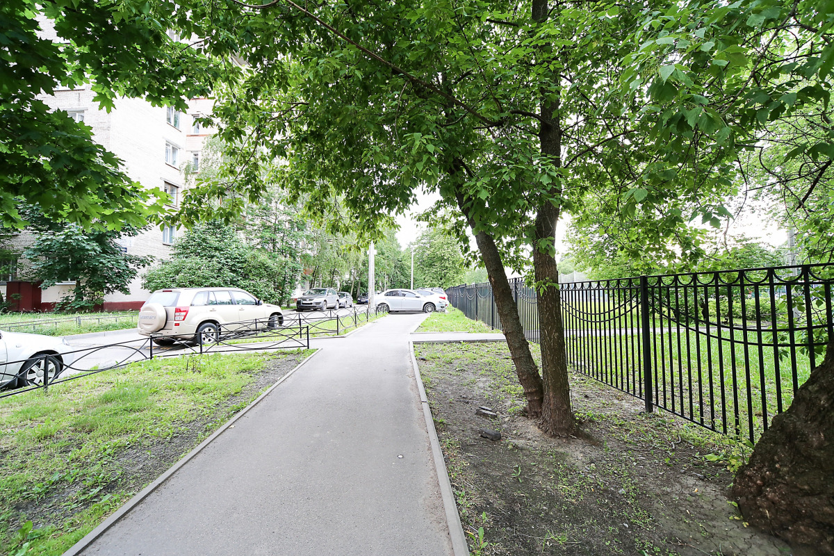 Апартаменты Гости Любят у метро Московская на Космонавтов