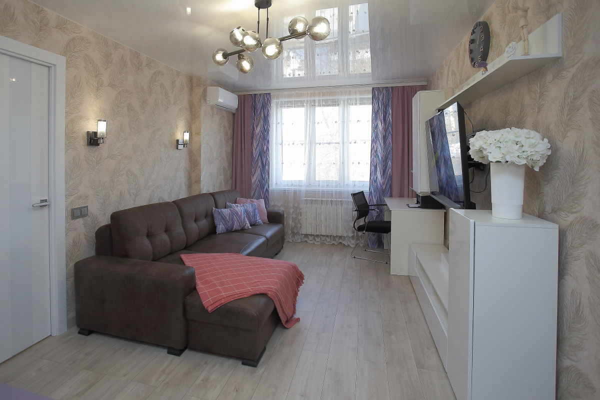 Квартира Новый дом! У метро ст. Заречная! 6 км до центра