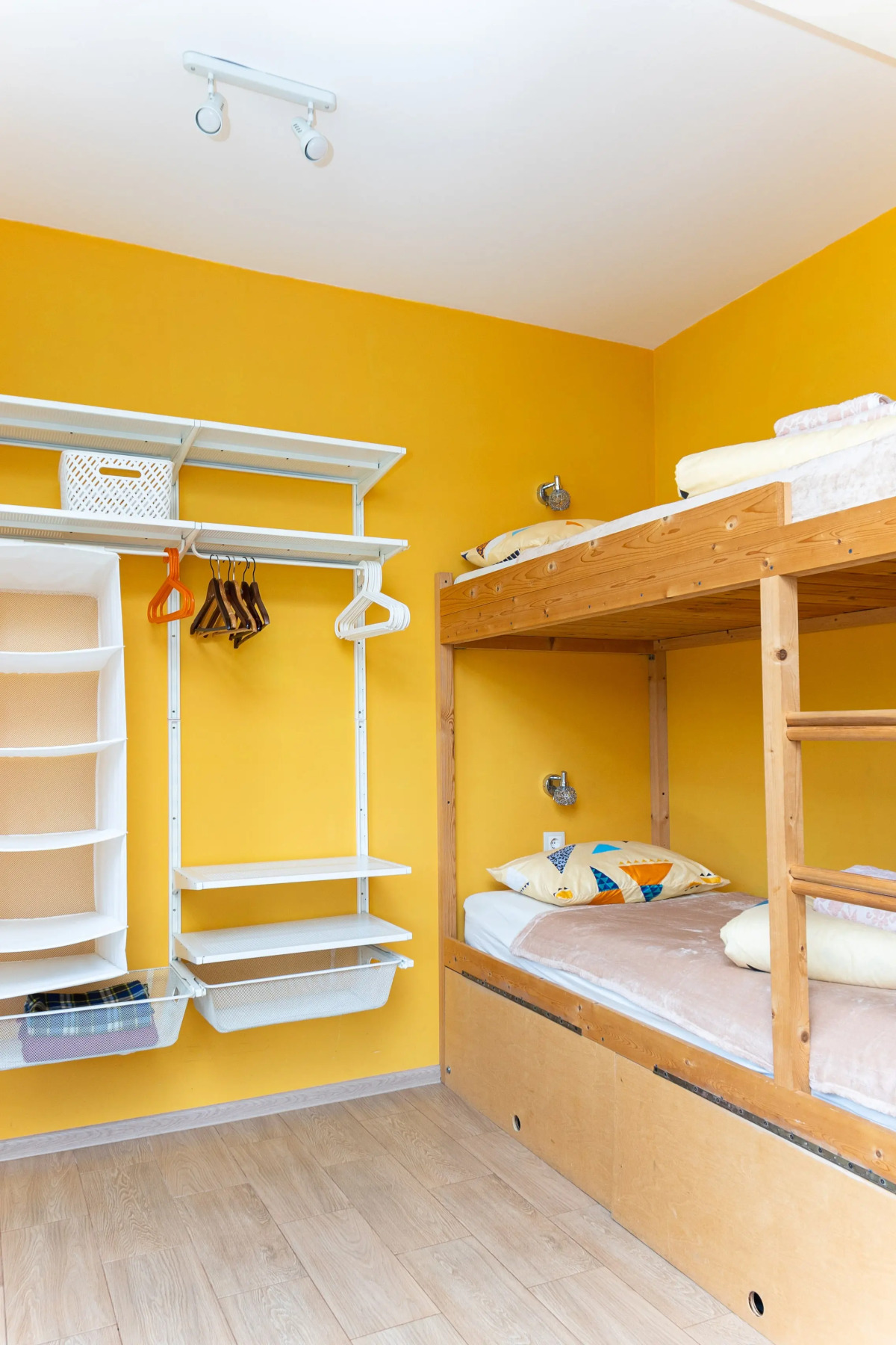 Апартаменты семейные с видом на горы