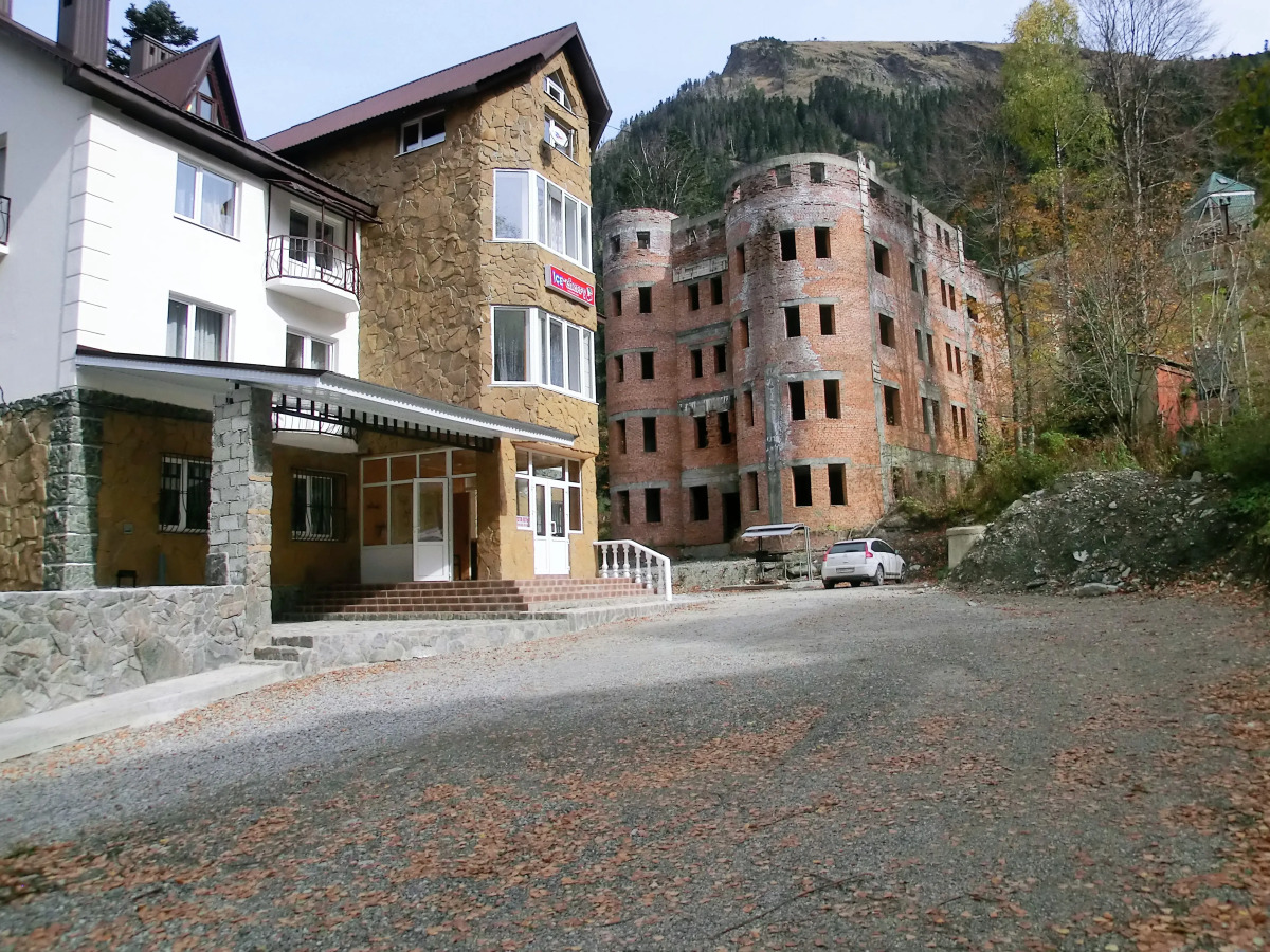 Отель Айс Черри Домбай