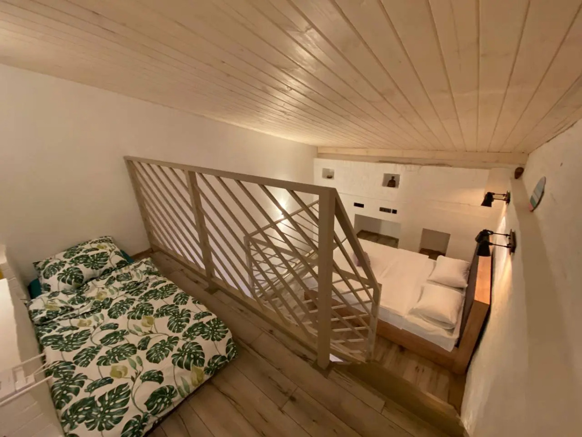 Апартаменты 3-х уровневый Лофт в центре PUSHKIN