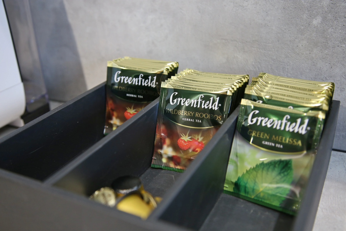 Апартаменты Уорхол - апельсин и капучино в интерьере с собственным двориком для BBQ в 10 минутах от центра