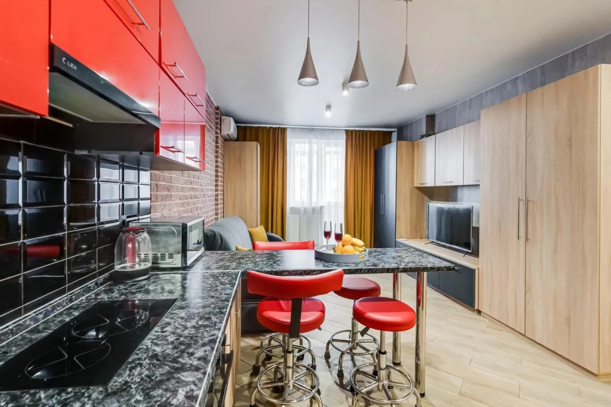 Апартаменты Red студия рядом с ТРЦ Горизонт