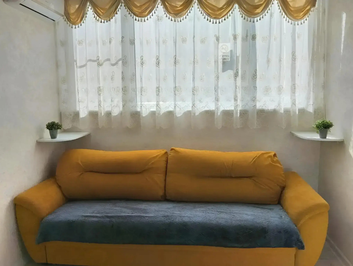 Квартира с видом на стадион