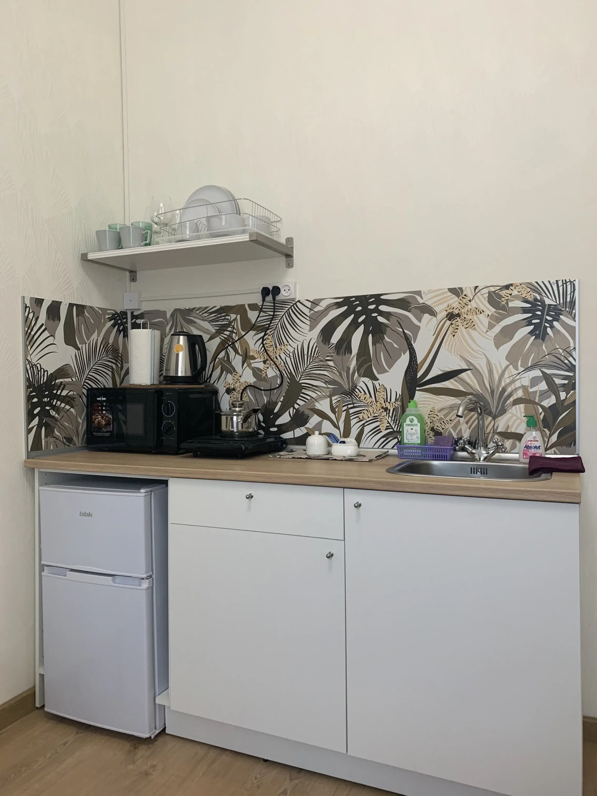 Апартаменты на Обводном канале 1