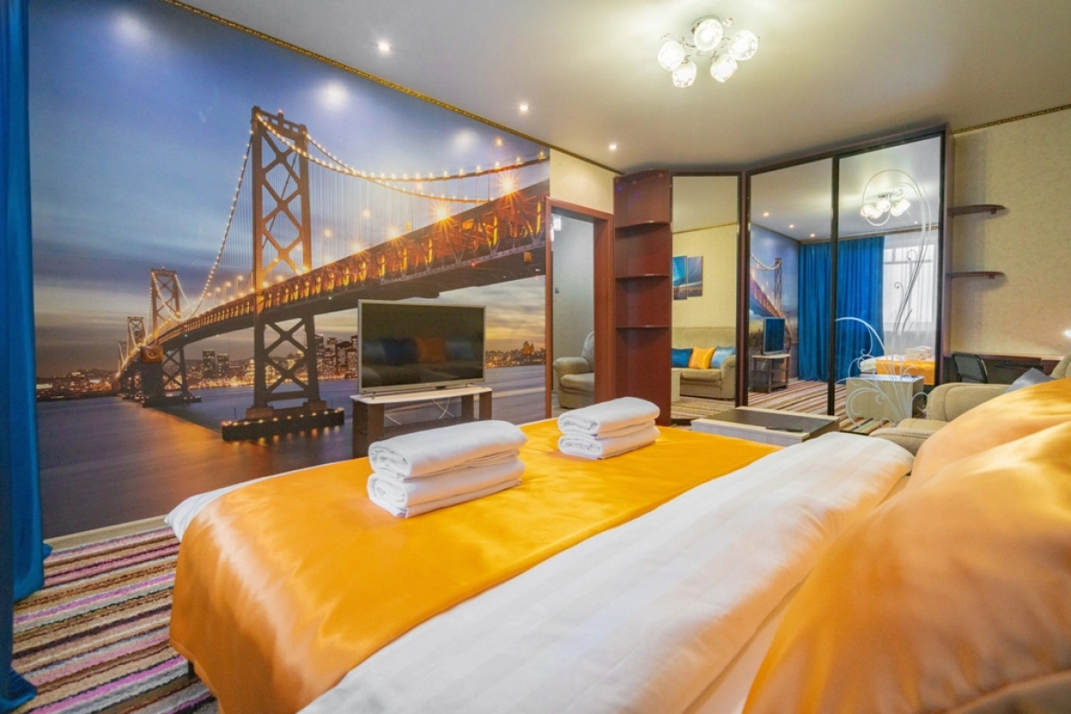 Апартаменты Пять Звёзд с видом на Обь