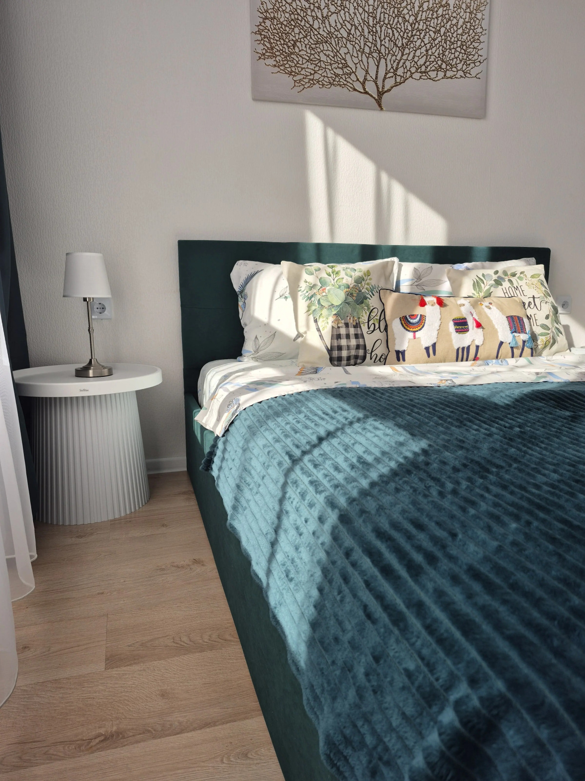 Квартира 1 комнатная улица Лучистая 8