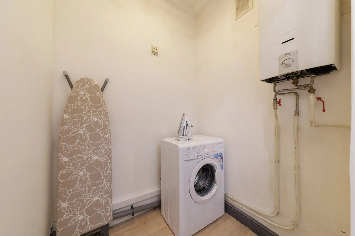 Апартаменты у Восстания