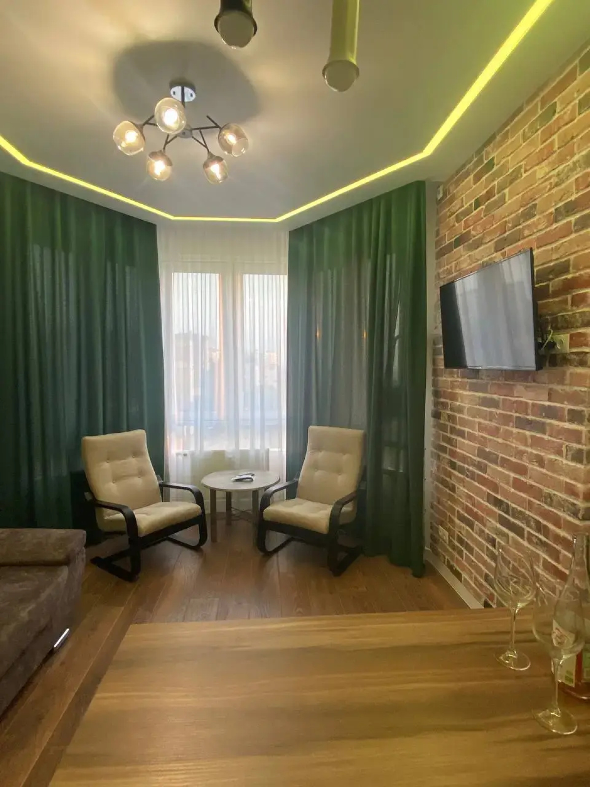 Апартаменты В КМ Tower Plaza