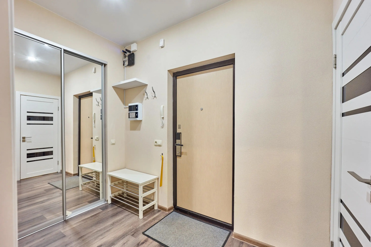 Апартаменты Современная Евродвушка в новом доме на 14 этаже