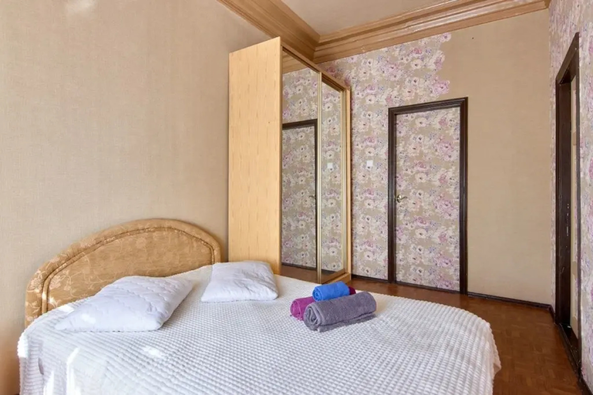 Апартаменты на Булаке