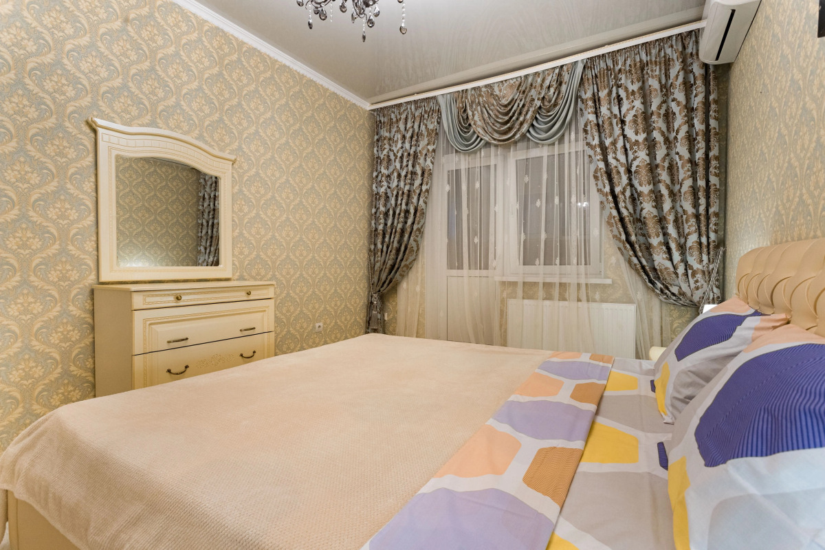 Апартаменты Евро 3х комнатные апартаменты с видом на парк Галицкого