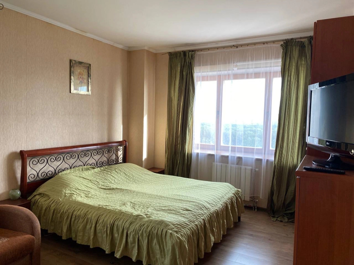 Квартира Cолнечная, уютная квартира 50кв.м рядом с метро