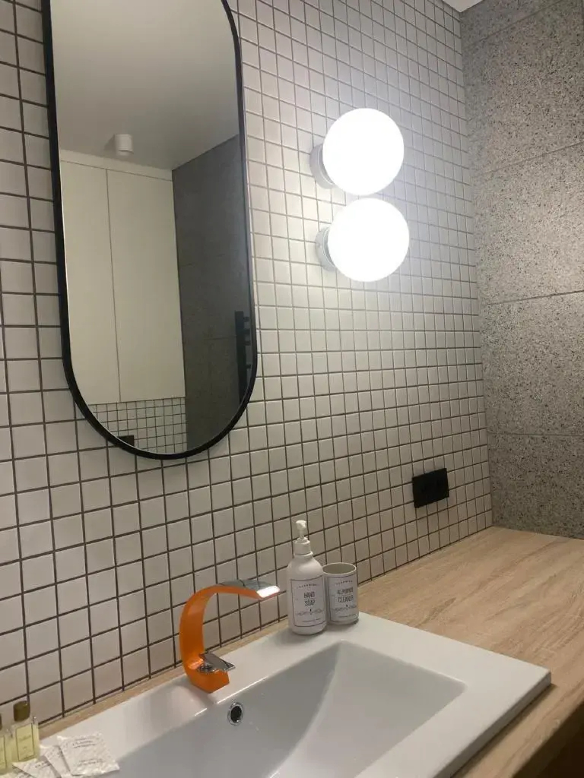 Квартира 2-к. квартира, 55 м², 3 кровати
