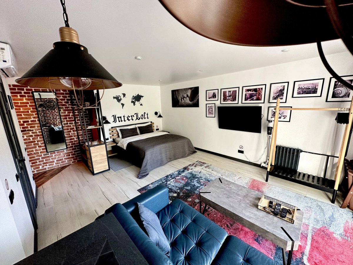 Апартаменты InterLoft 1 Old Town Free Parking Wi-Fi 100/50 Smart TV