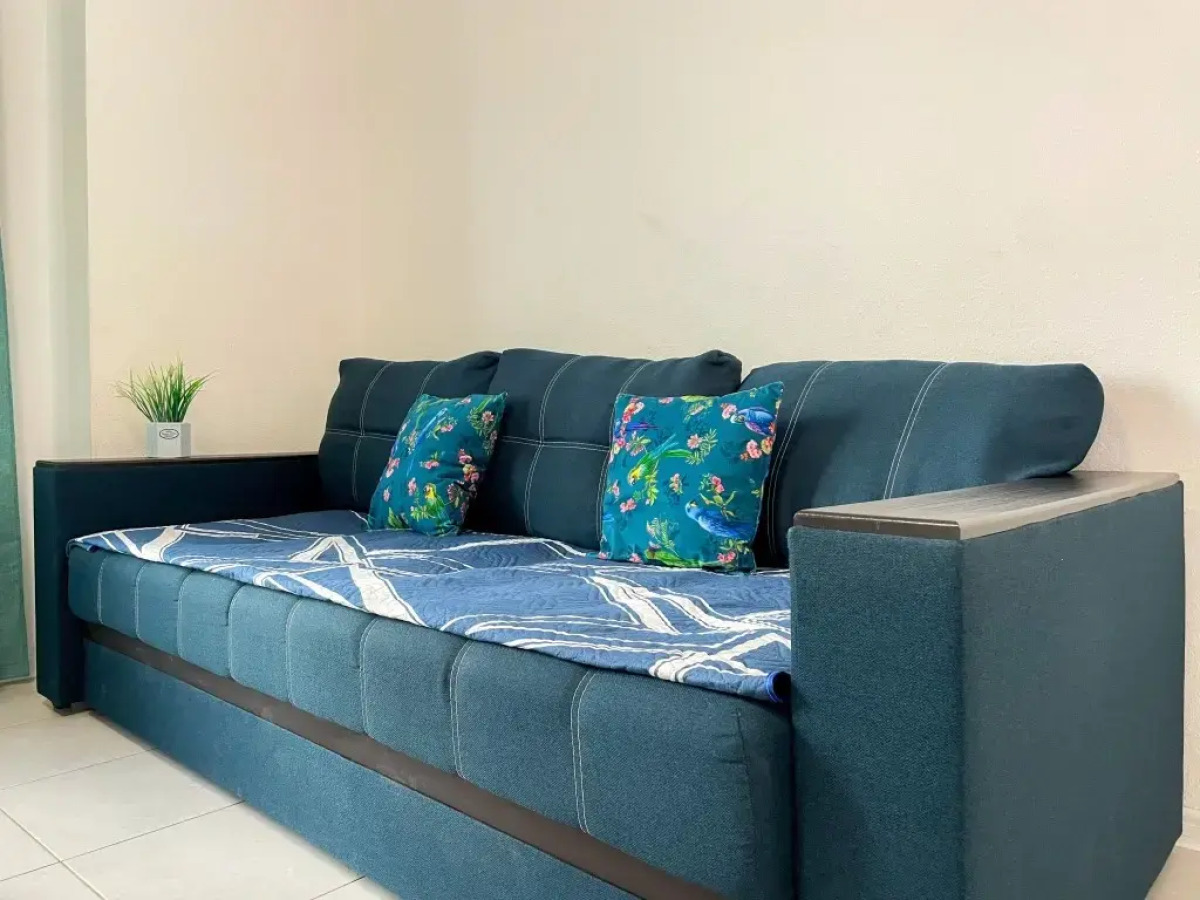 Апартаменты Sunny Days Apartment Оранж Парк 13