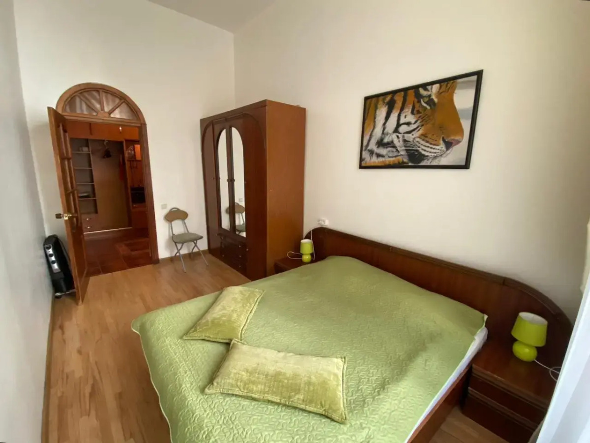 Апартаменты 2-х комнатные на Невском 65