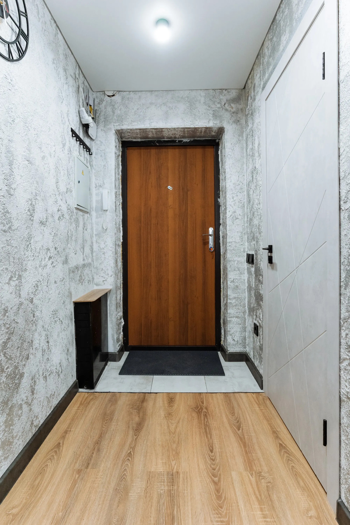 Квартира Уютная студия с дизайнерским ремонтом