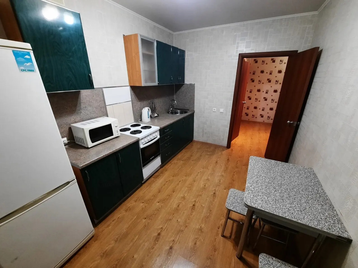 Квартира на Айская 22 возле ТРЦ Ultra