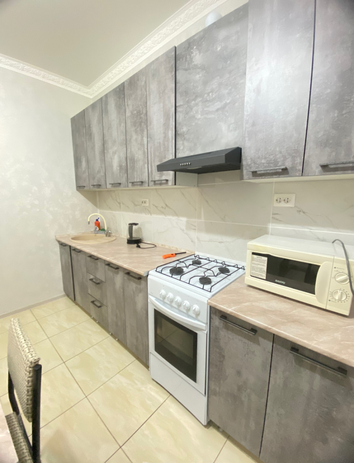 Квартира возле аэропорта с балконом