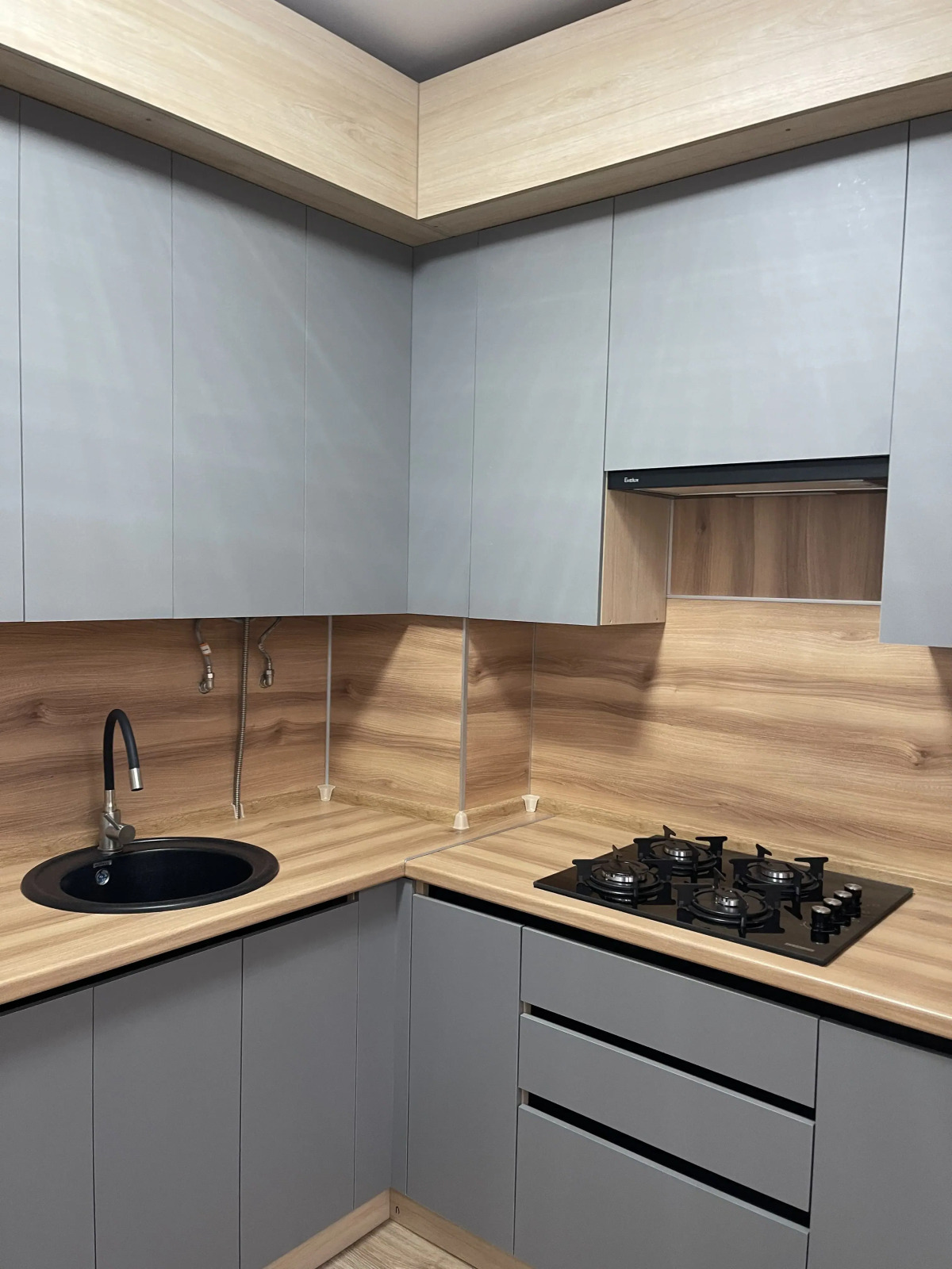 Квартира Двухкомнатная. Ворошилова 8а. 2 этаж