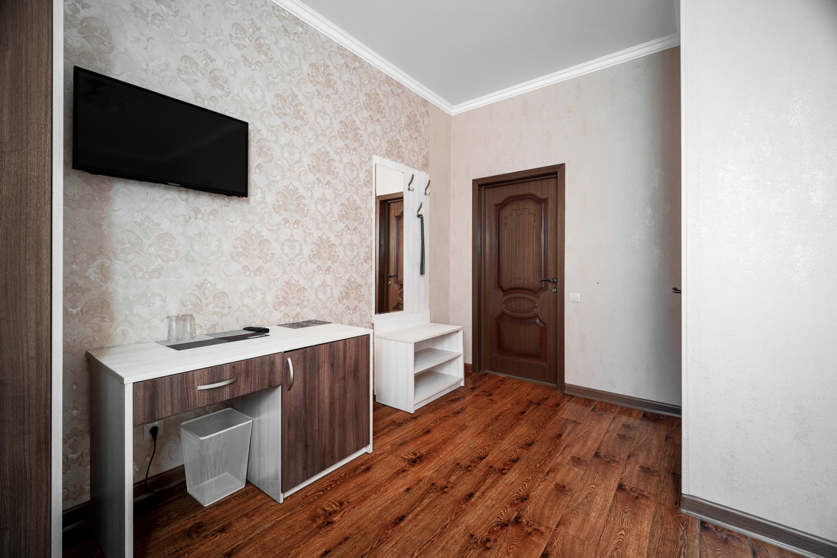 Отель Mari Inn
