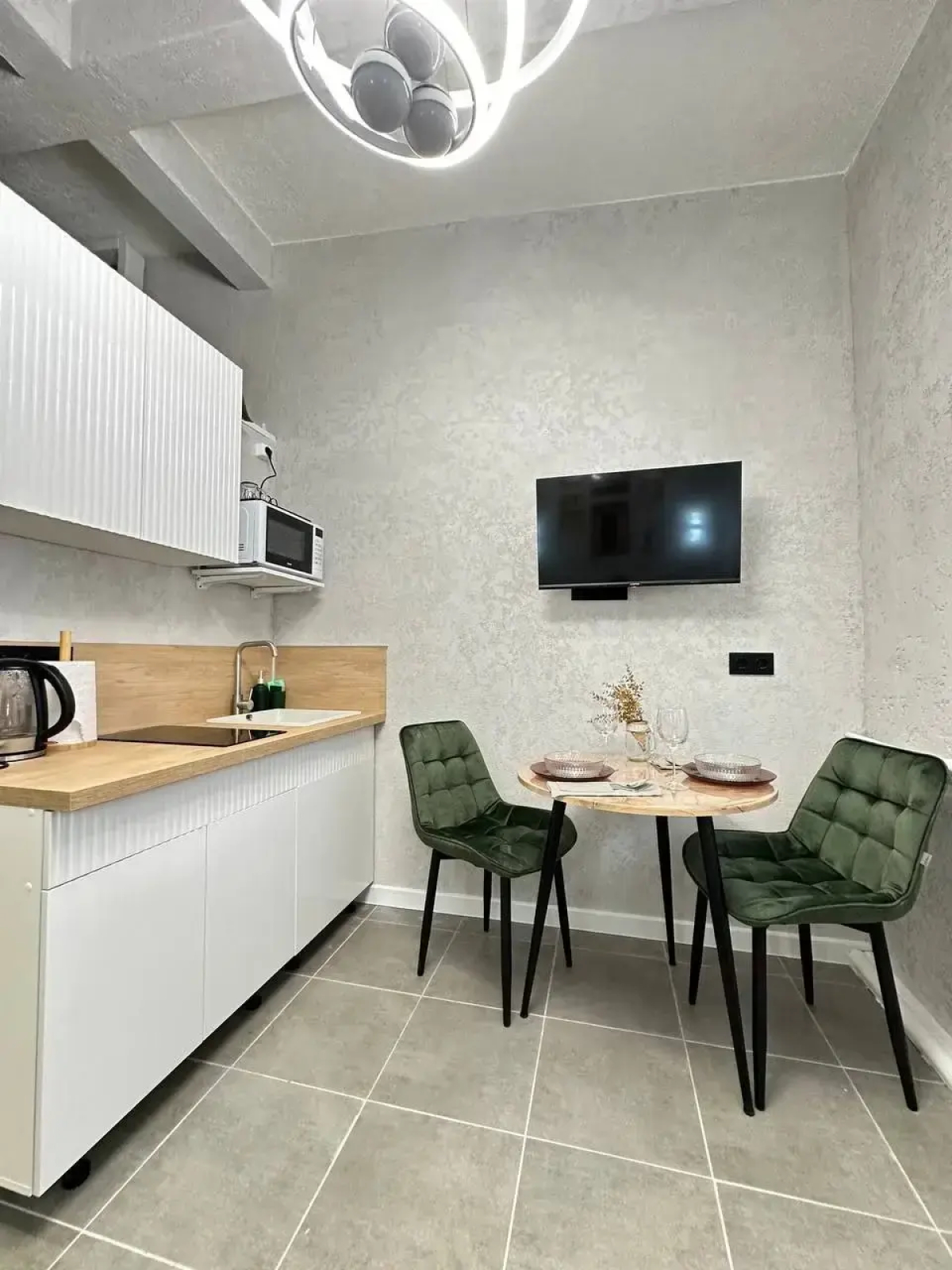 Colorful apartments в 8 минутах на метро от самого центра Москвы