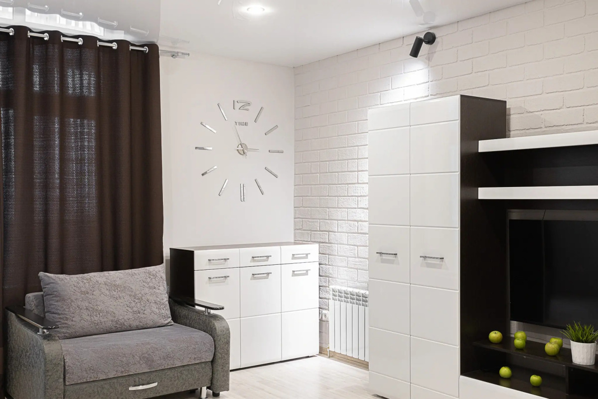 Уютная студия с видом на город