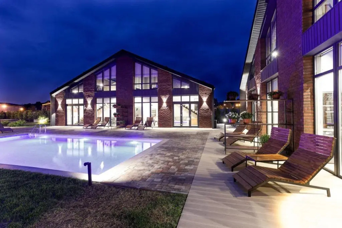 Коттеджи Река-Река