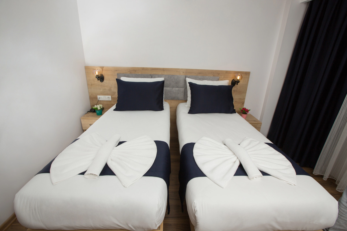 Отель Golden Street