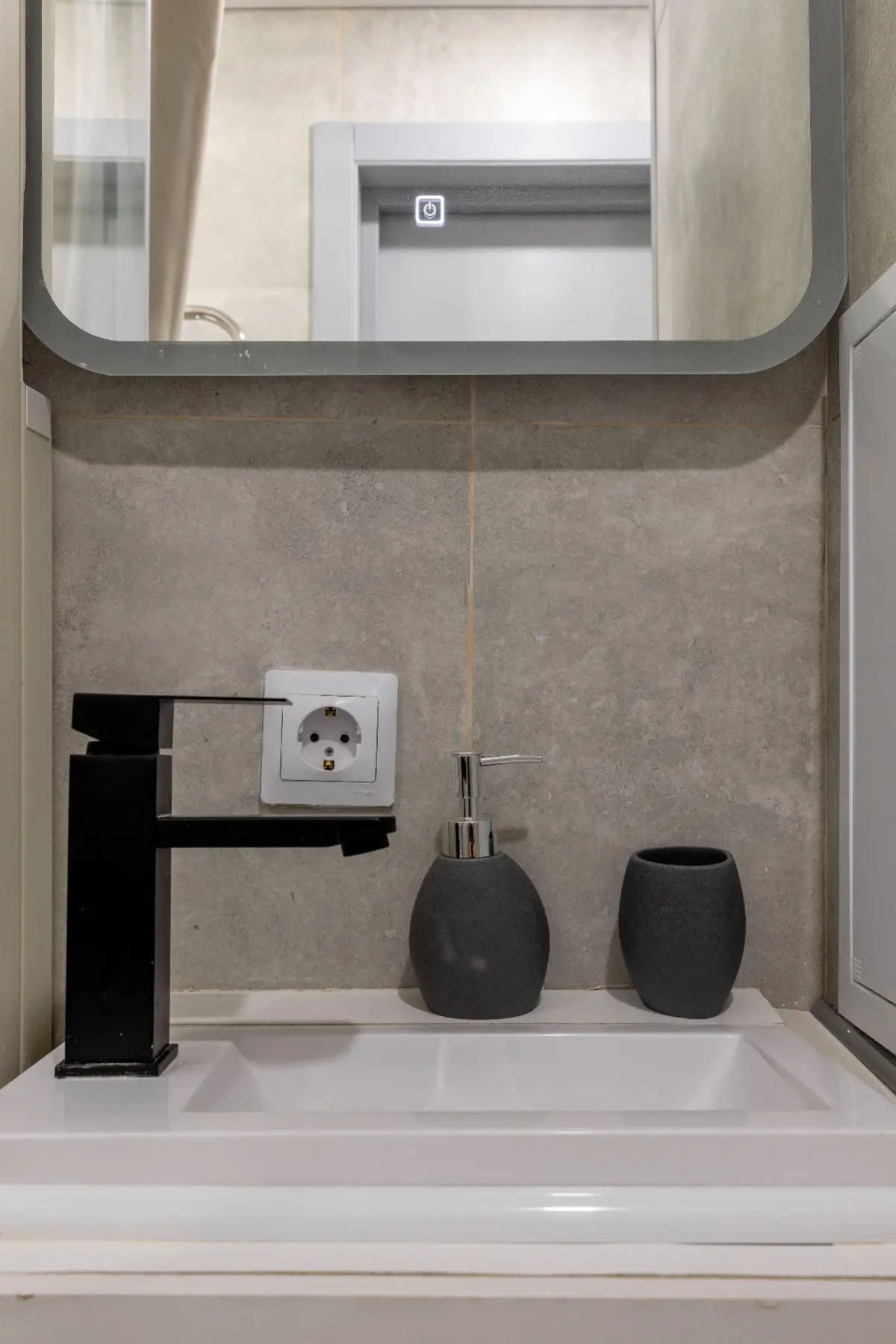 Апартаменты на Проспекте Просвещения 22