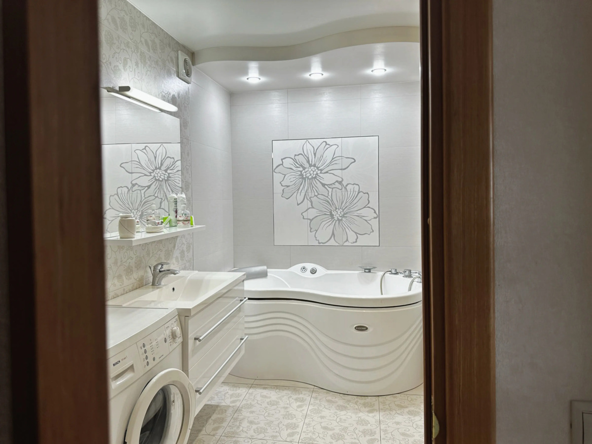 Квартира с панорамным видом на реку и все монастыри