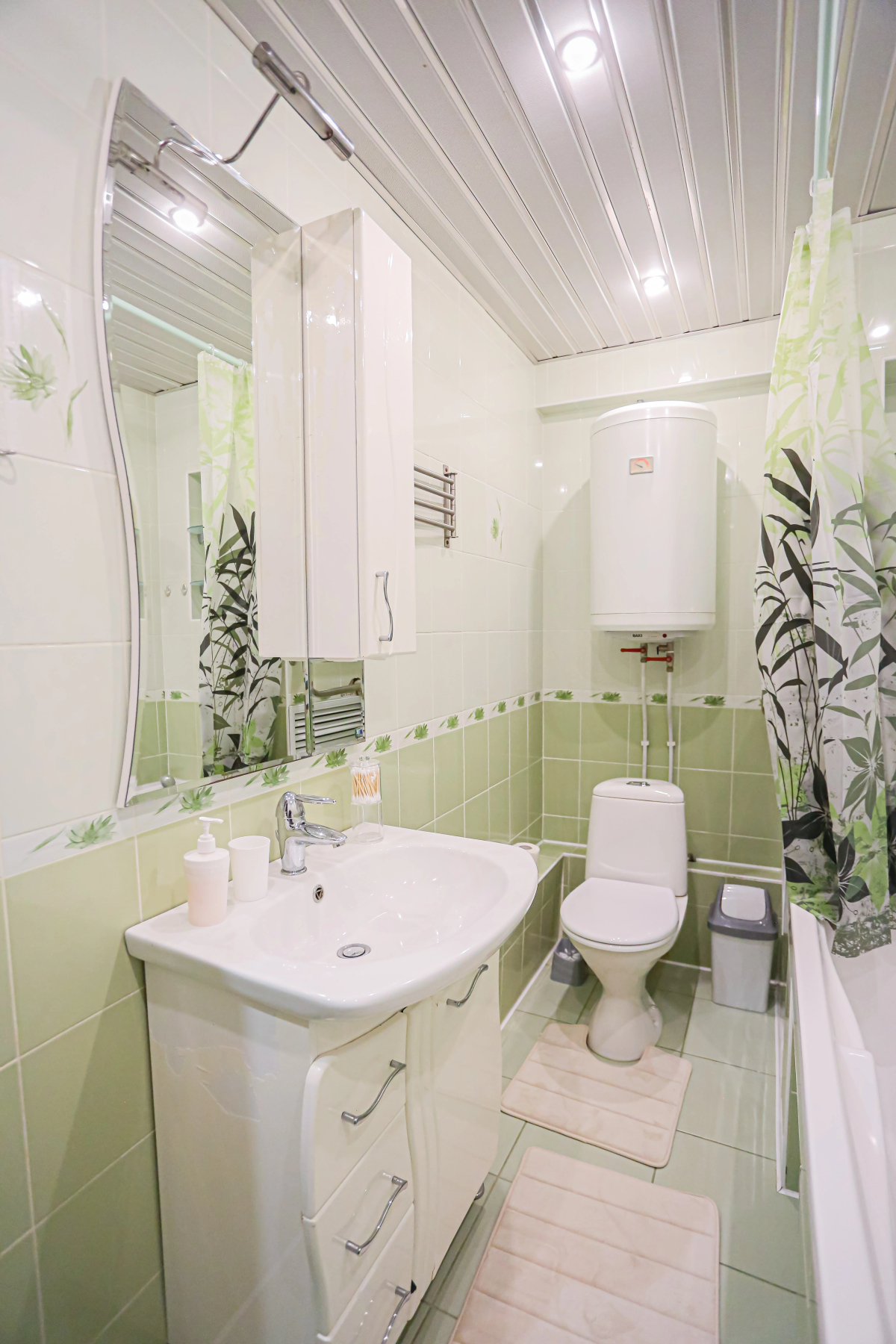 Апартаменты. У нас лучше, чем дома SunSet Родионова 193. КОРГИ