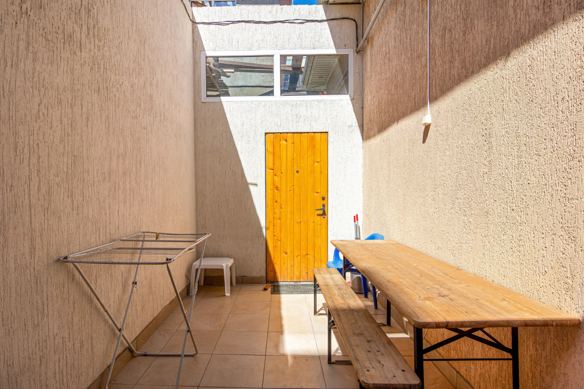 Частный дом с огороженной территорией от посторонних глаз