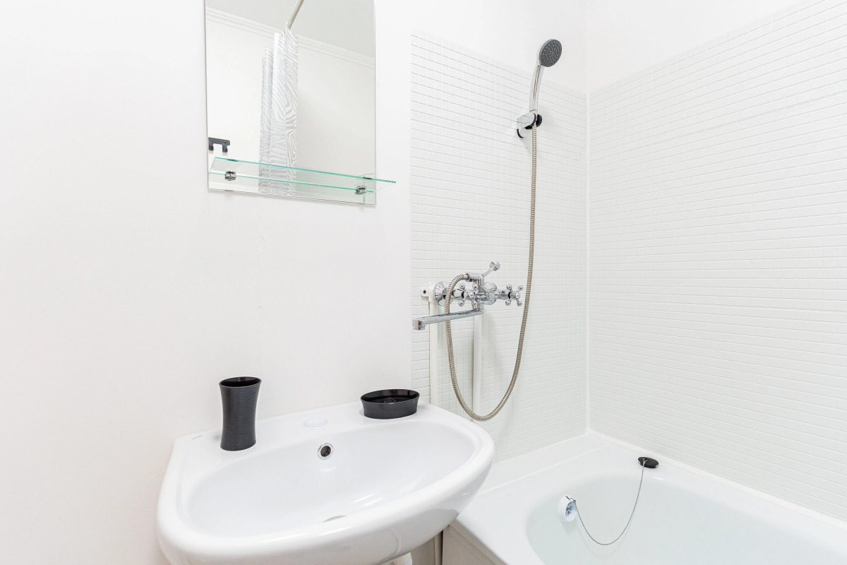 Апартаменты Светлые Недалеко от Моря от LetoApart