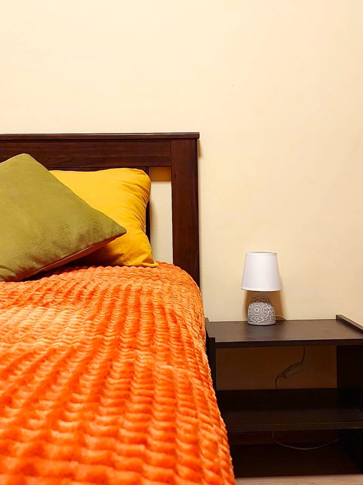 Квартира Трехкомнатная Недалеко от Метро Пражская