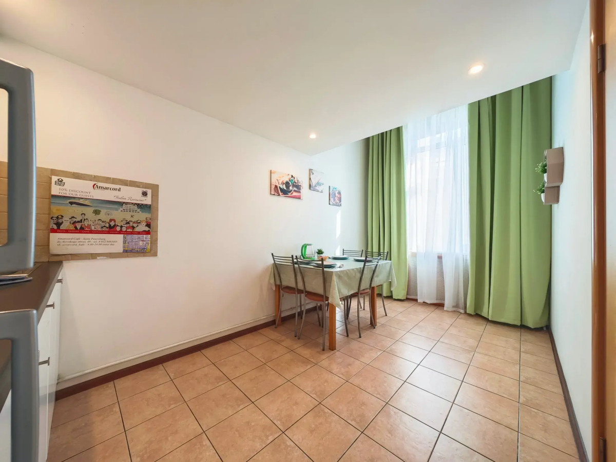 Апартаменты Невский 18 Николь и Мишель