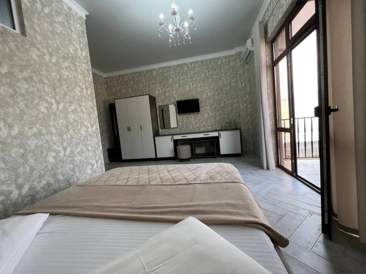 Отель Black Sea