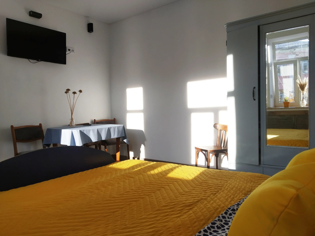 Квартира в центре с собственным двориком