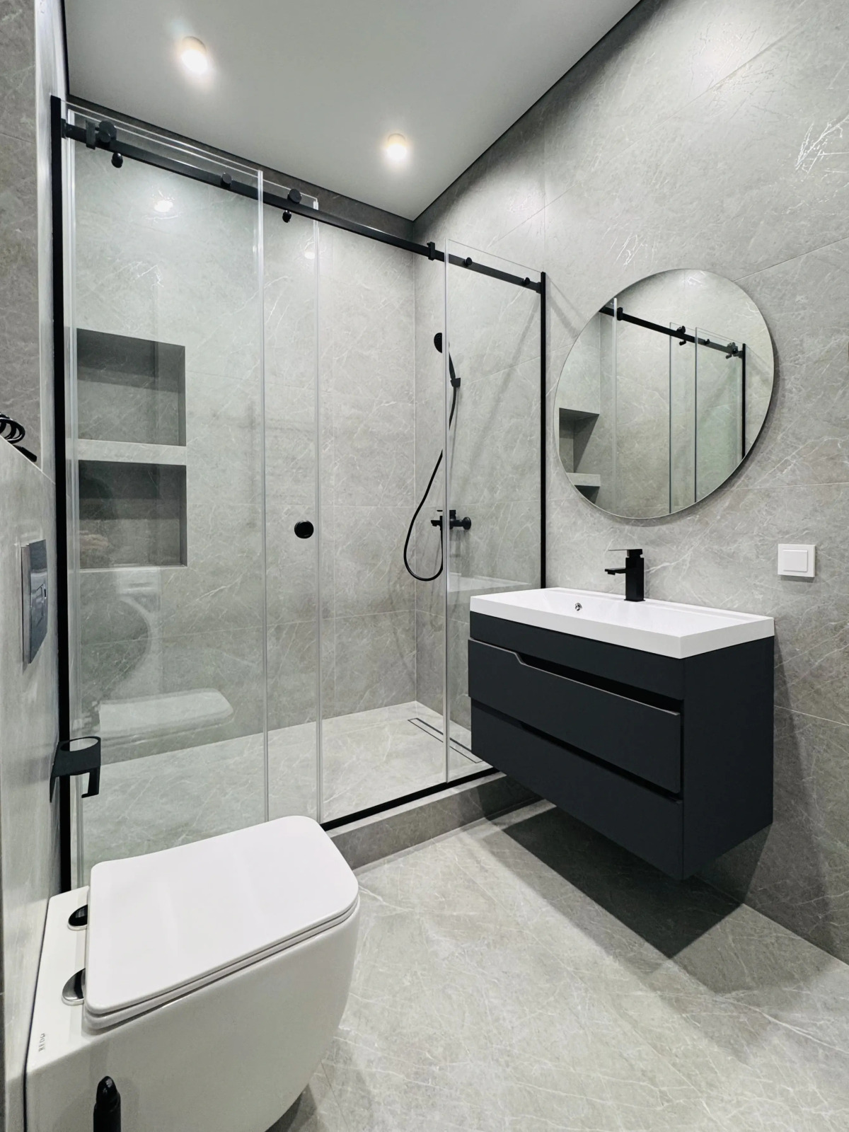 Квартира Двухкомнатный Лофт с Панорамным Видом на Город и Парк