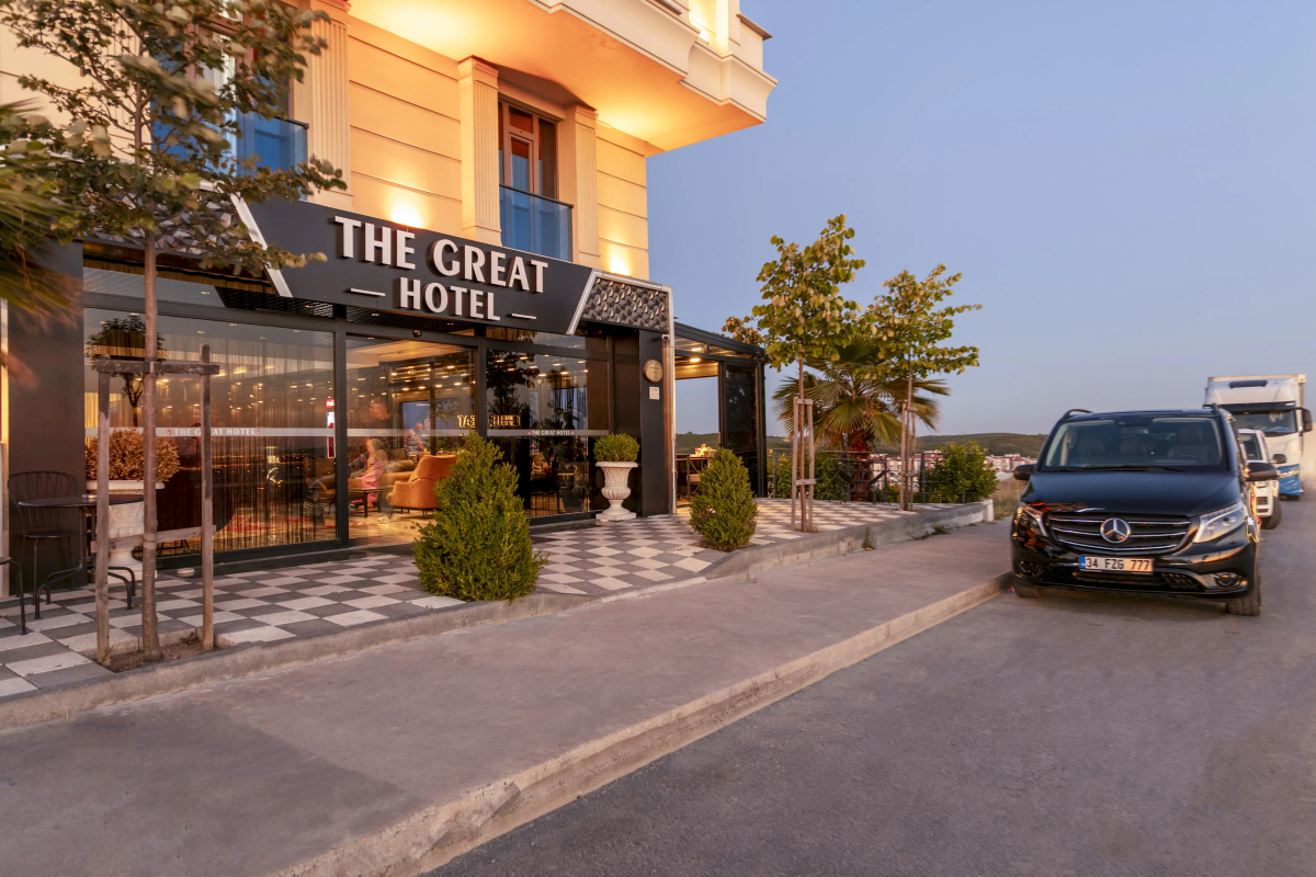 The Great Airport Hotel
